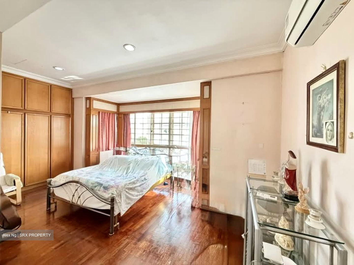 Yio Chu Kang Road (D19), Terrace #584463071